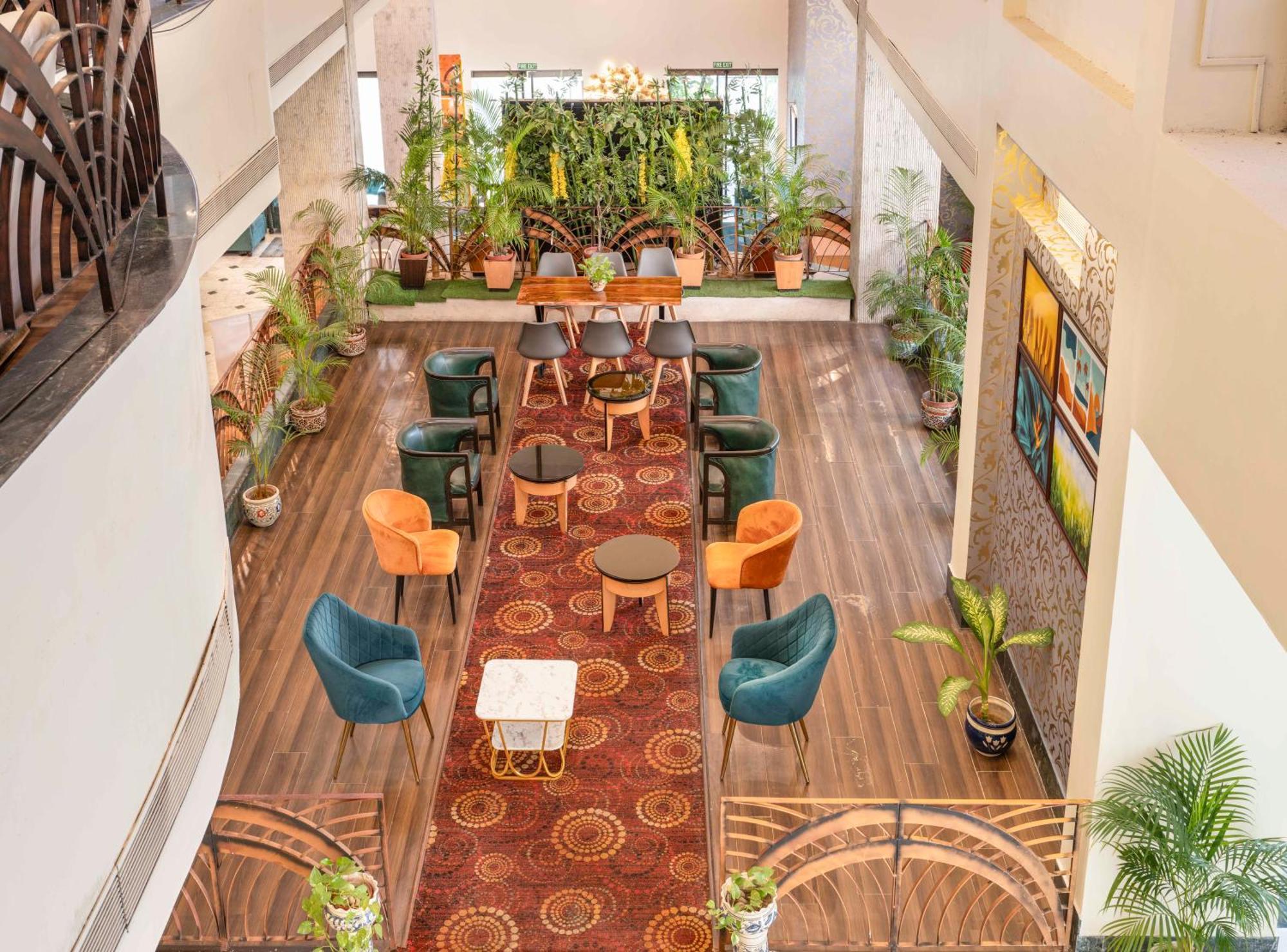 Indismart Hotel Kolkata Exterior photo