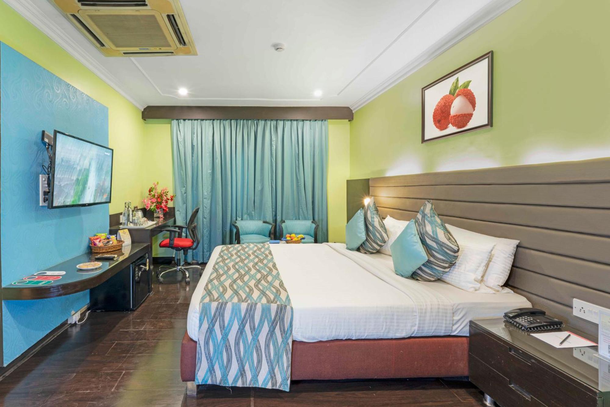 Indismart Hotel Kolkata Exterior photo